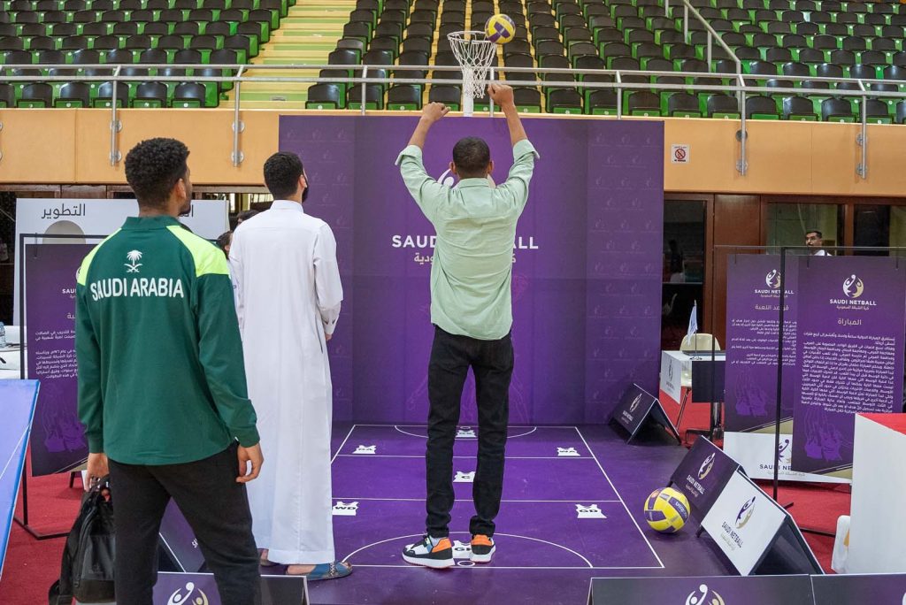 خطط اللعب وتحليل التمركز الميداني